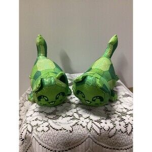 Aphmau MeeMeows Emerald Green Cats Silly Glittering  Kitty